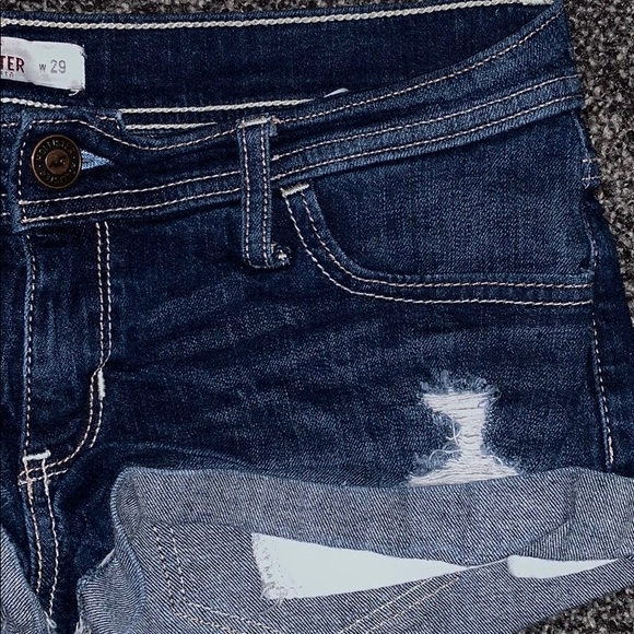 Hollister Jean Shorts - Picture 2 of 4